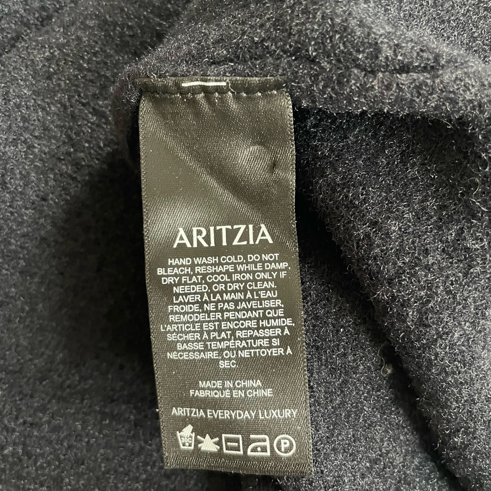Wilfred Free by Aritzia Black Hush Knit Gingko Crew Sweater - Picture 3 of 7
